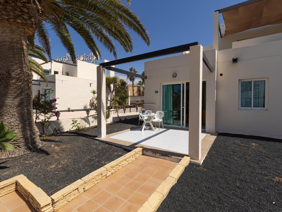 Homeforguest Apartamento Con Terraza Y Piscina En Corralejo Ngoại thất bức ảnh