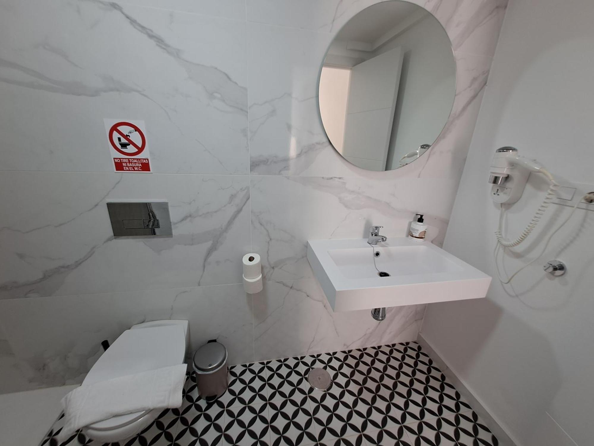 Homeforguest Apartamento Con Terraza Y Piscina En Corralejo Ngoại thất bức ảnh