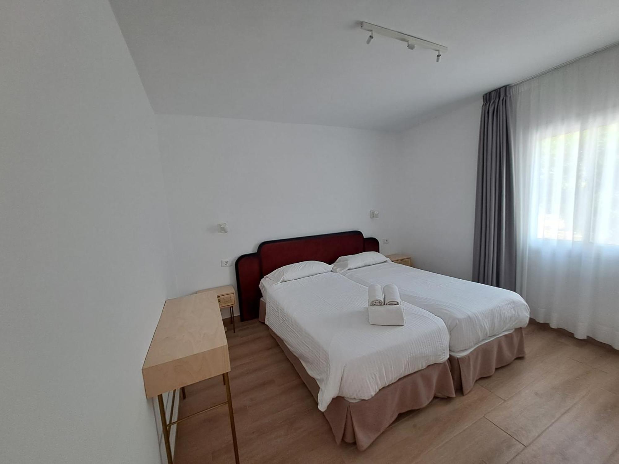 Homeforguest Apartamento Con Terraza Y Piscina En Corralejo Ngoại thất bức ảnh
